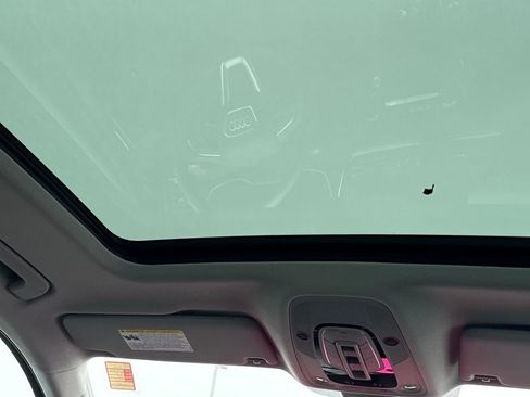 Used 2022 Audi Q5 2.0T Premium Plus w/ Premium Plus Package image 12