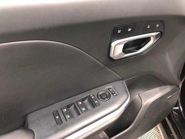 Used 2025 Kia K4 GT-Line w/ GT-Line Premium Package FWD image 12