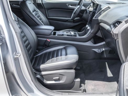 Used 2022 Ford Edge SEL image 44