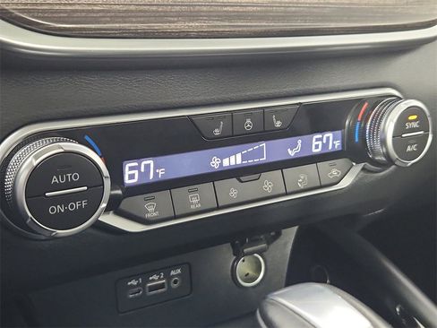 Used 2020 Nissan Altima 2.0 Platinum image 21