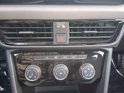 Used 2024 Volkswagen Taos S image 23