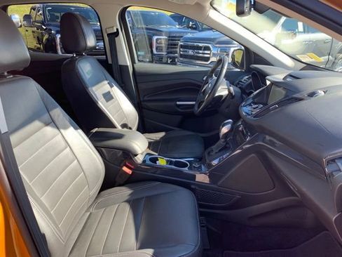 Used 2016 Ford Escape Titanium image 29