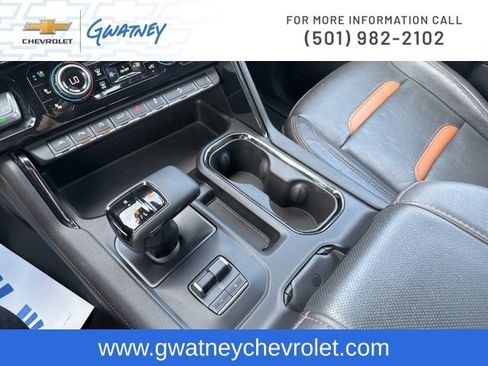 Used 2023 GMC Sierra 1500 AT4 w/ AT4 Premium Package AWD/4WD image 18