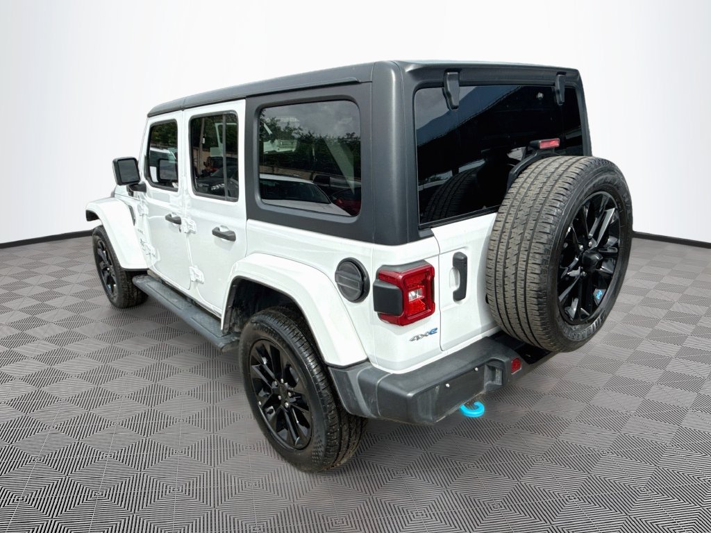 Certified 2023 Jeep Wrangler Unlimited Sahara w/ Cold Weather Group AWD/4WD image 8
