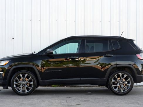 Used 2021 Jeep Compass Latitude w/ Driver Assistance Group image 8