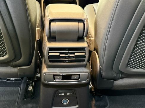 Used 2024 Audi Q4 e-tron Premium Plus w/ Premium Plus image 24