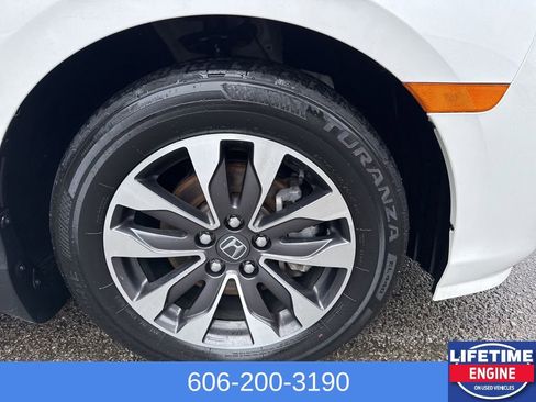 Used 2024 Honda Odyssey EX-L image 5