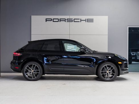 Certified 2026 Porsche Macan image 8