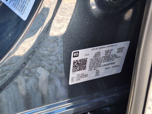 New 2025 Cadillac Escalade IQ Luxury 2 image 35