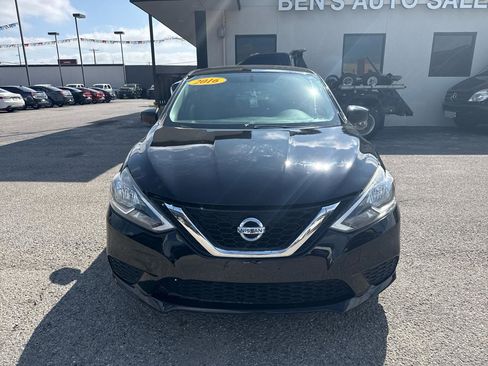 Used 2016 Nissan Sentra S image 3