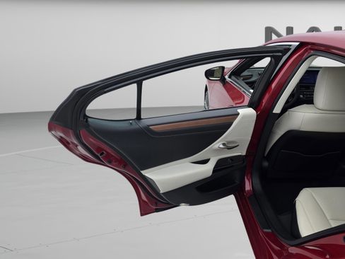 New 2025 Lexus ES 350 w/ Premium Package image 20