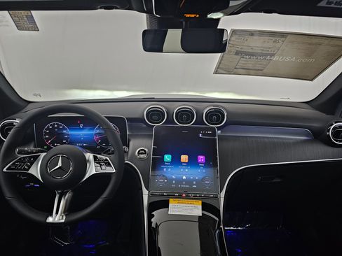 New 2026 Mercedes-Benz GLC 300 4MATIC image 32