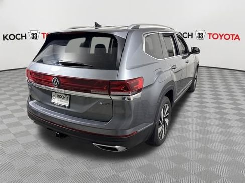 Used 2025 Volkswagen Atlas SEL image 8