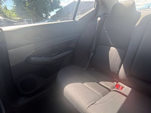 Used 2025 Nissan Altima 2.5 SV FWD image 36