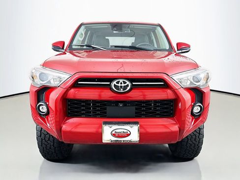Certified 2022 Toyota 4Runner SR5 Premium w/ Moonroof Package AWD/4WD image 2