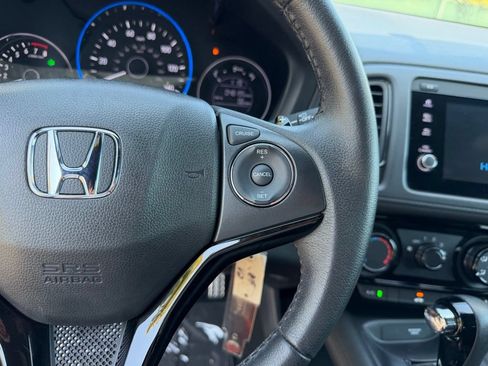Certified 2021 Honda HR-V Sport image 19