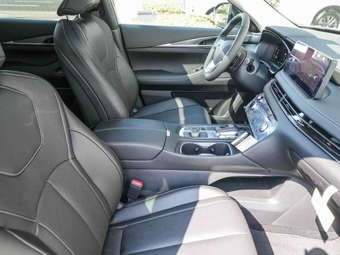 Certified 2026 INFINITI QX60 Pure w/ Cargo Package FWD image 15