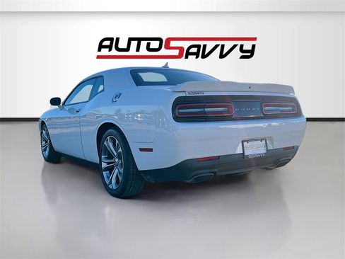 Used 2022 Dodge Challenger R/T image 5