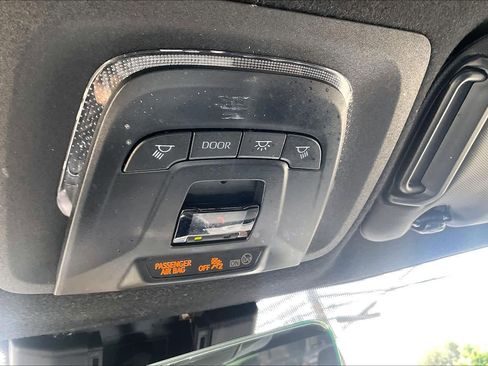 Used 2023 Toyota Corolla SE FWD image 30