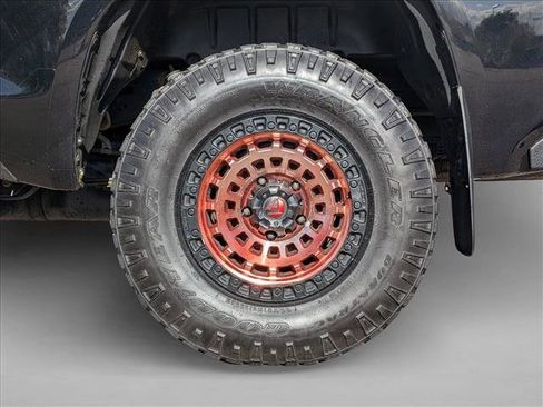 Used 2017 Toyota Tundra Platinum AWD/4WD image 23