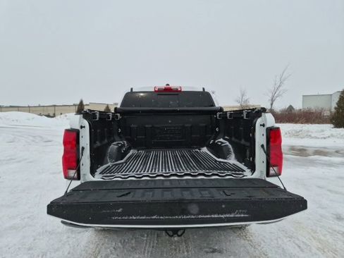 Certified 2024 Chevrolet Colorado Z71 w/ Z71 Convenience Package 2 image 7