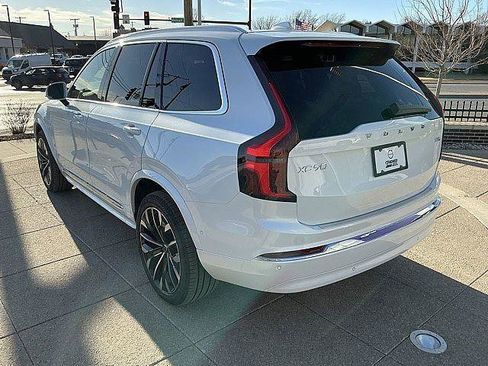 New 2026 Volvo XC90 T8 Plus w/ Protection Package Premier AWD/4WD image 10
