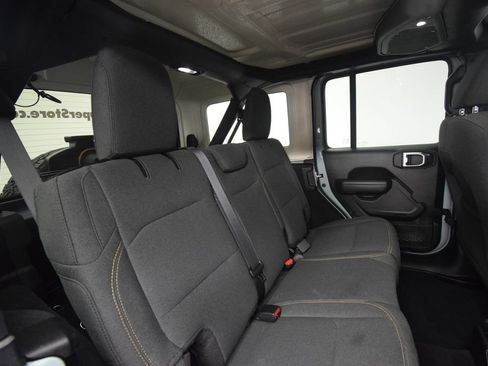 Used 2024 Jeep Wrangler Unlimited Sport AWD/4WD image 25
