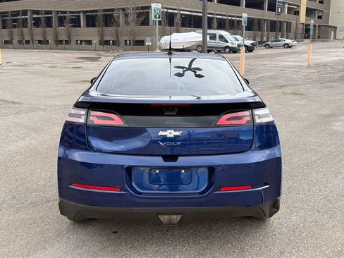 Used 2013 Chevrolet Volt FWD image 8