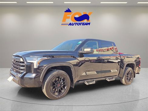 Used 2025 Toyota Tundra SR5 image 5