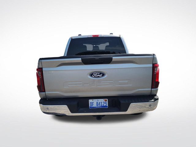 Used 2025 Ford F150 XLT w/ Equipment Group 301A Standard AWD/4WD image 4