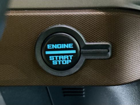 Used 2023 Ford Bronco Outer Banks AWD/4WD image 21