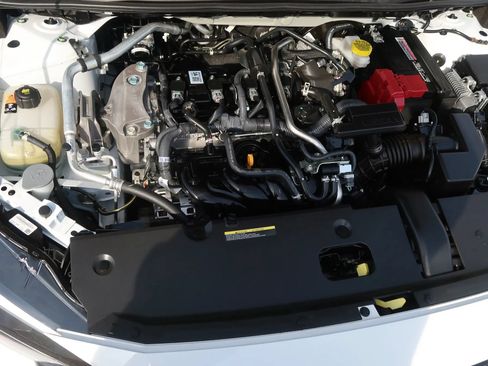 Used 2025 Nissan Sentra S FWD image 40