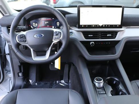 New 2026 Ford Explorer Active w/ Active Comfort Package AWD/4WD image 19