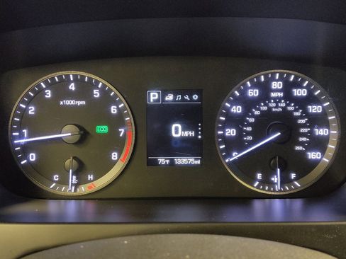 Used 2017 Hyundai Sonata SE FWD image 23