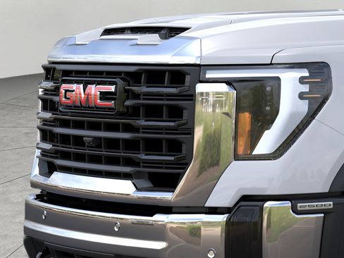 New 2026 GMC Sierra 2500 Pro w/ 1SA Pro Safety Plus Package AWD/4WD image 13