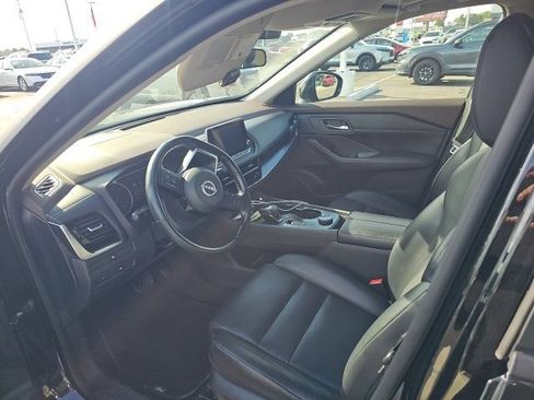 Used 2023 Nissan Rogue SV w/ SV Premium Package AWD/4WD image 9