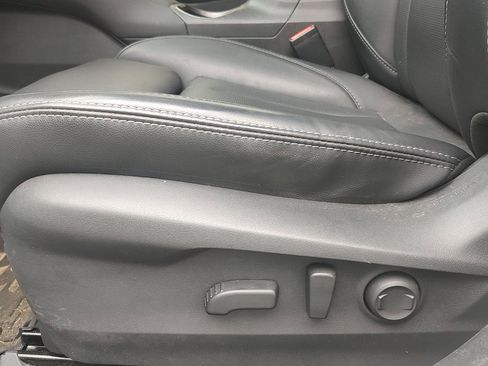 Used 2022 Subaru Outback Limited w/ Popular Package #2 AWD/4WD image 3