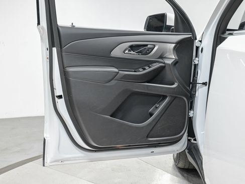 Used 2023 Chevrolet Traverse LT w/ LPO, Floor Liner Package AWD/4WD image 12