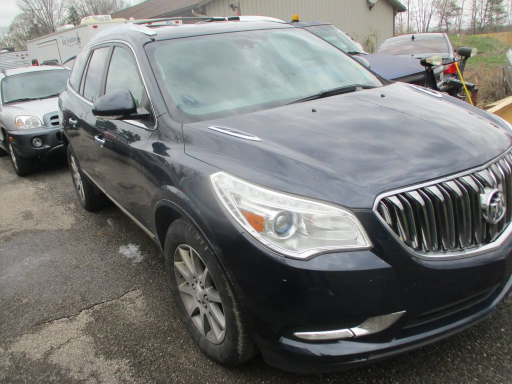 Used 2017 Buick Enclave Leather FWD image 3
