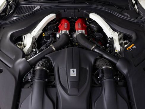 Certified 2024 Ferrari Roma Spider RWD image 65