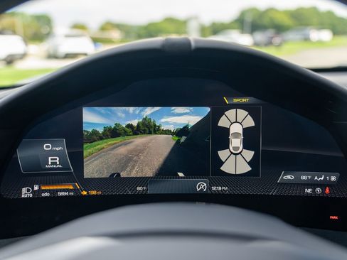 Certified 2022 Ferrari Roma image 35