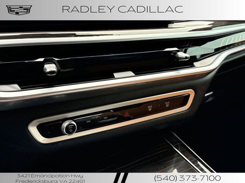 Used 2024 BMW X5 M60i image 21