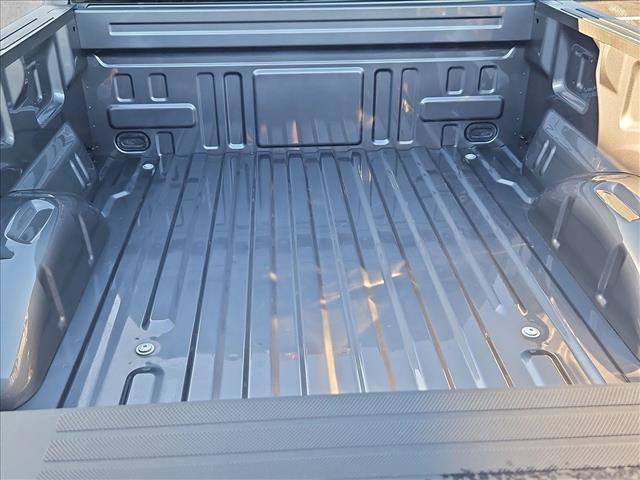 Used 2025 Ford F150 XL RWD image 6