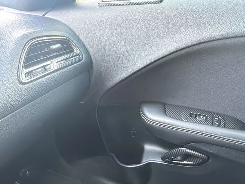 Used 2018 Dodge Challenger SXT RWD image 32