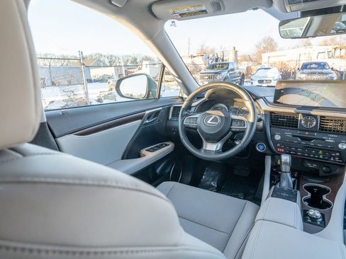 Used 2022 Lexus RX 450h AWD w/ Premium Package image 19