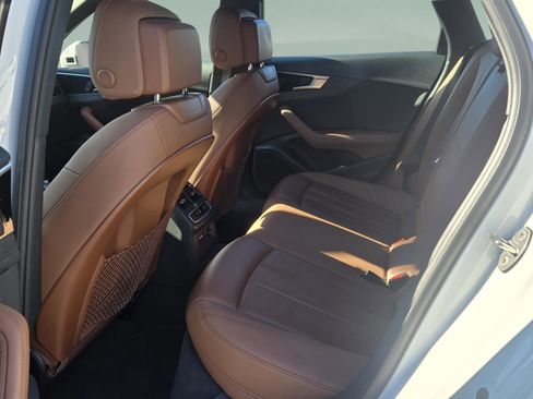 Used 2022 Audi A4 2.0T Premium Plus w/ Premium Plus Package image 13