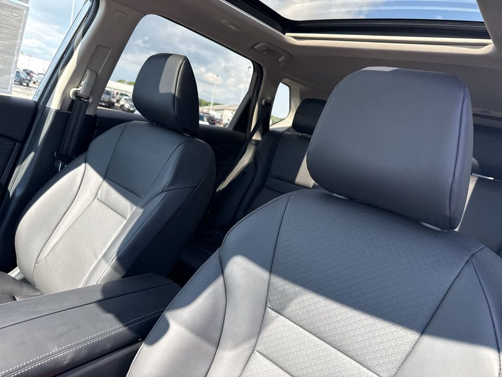 New 2026 Nissan Rogue Dark Armor AWD/4WD image 27