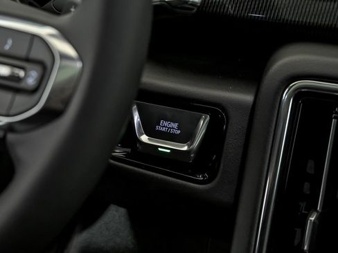 New 2026 GMC Yukon Elevation w/ Elevation Premium Package AWD/4WD image 15