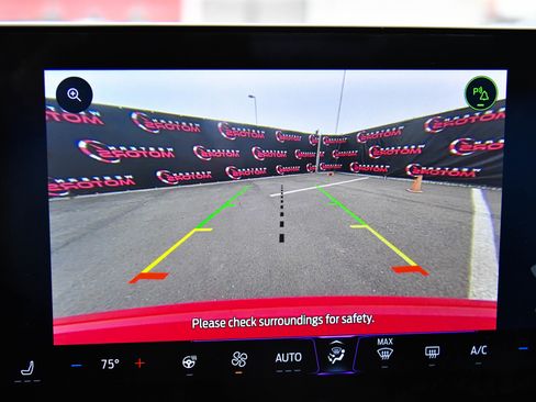 Used 2024 Ford Mustang Premium image 18