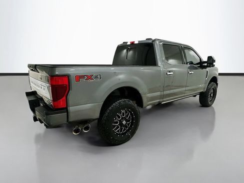 Used 2022 Ford F250 Platinum w/ FX4 Off-Road Package AWD/4WD image 7
